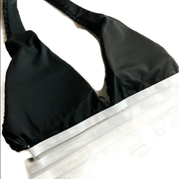 Black Honeycomb Pattern Halter Sports Bra Top - Picture 4 of 7